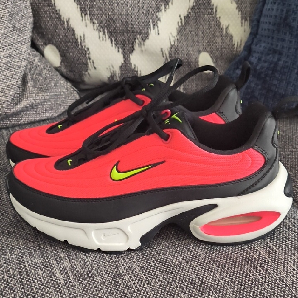 Nike Air Max Portal in the "Hot Punch" colorway. 